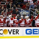 RedWingsWinNHLRecord21stConsecutiveHomeGame