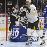 Leafs lose fourth straight, Lupul set to return