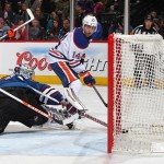 Oilers Beat Avalanche, End Losing Streak
